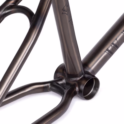 OUR UNIQUE INVEST CAST SEAT TUBE HELPS TO INCREASE STIFFNESS AND DURABILITY OF THE FRAME